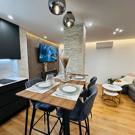 La Plaza Del Pilar Apartment Zaragoza Luaran gambar
