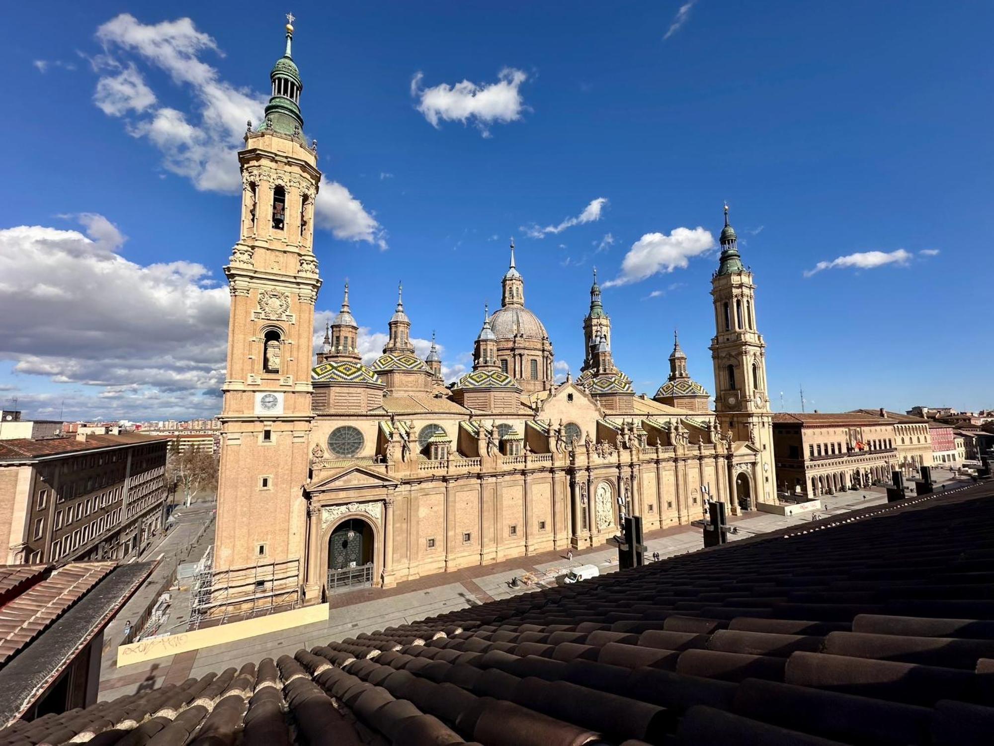 La Plaza Del Pilar Apartment Zaragoza Luaran gambar