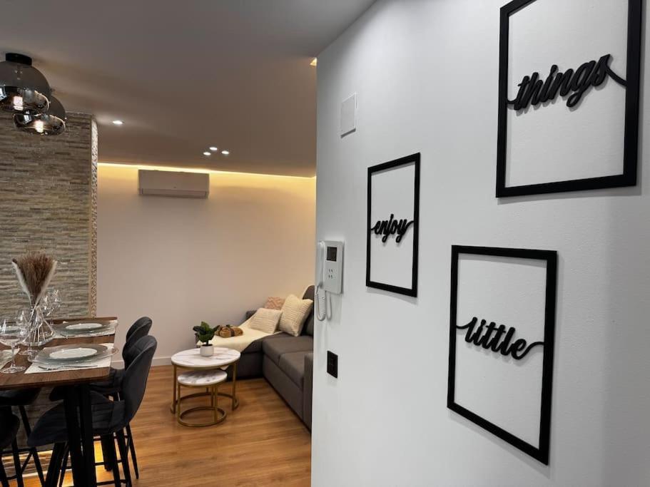 La Plaza Del Pilar Apartment Zaragoza Luaran gambar