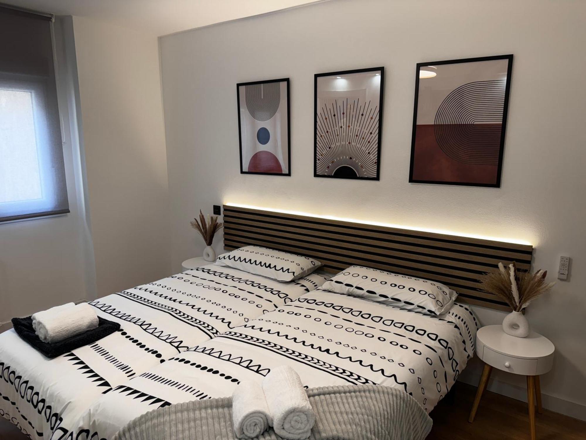 La Plaza Del Pilar Apartment Zaragoza Luaran gambar